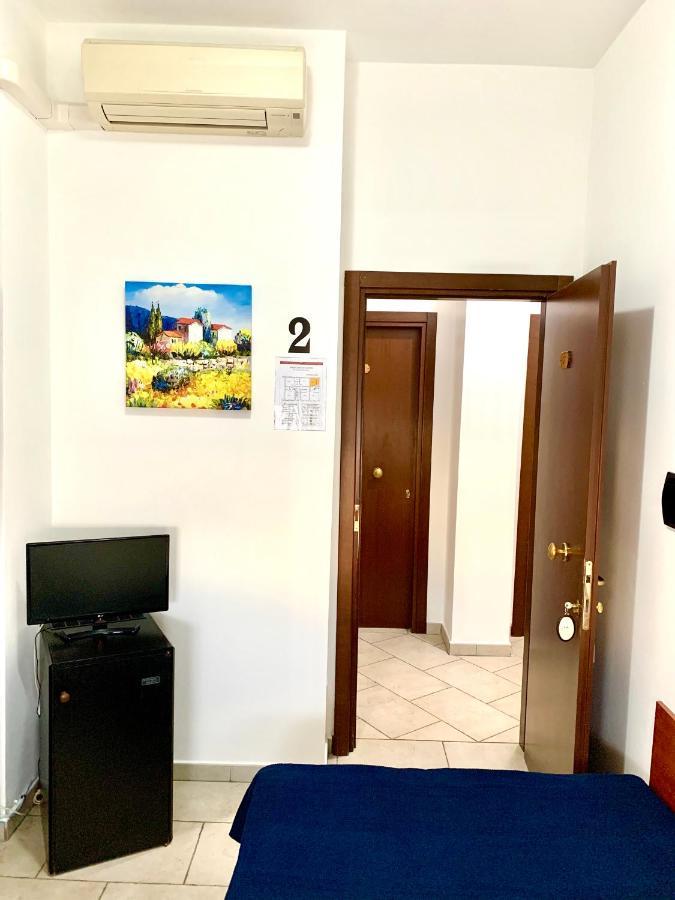 Hotel Alessander Милано Екстериор снимка